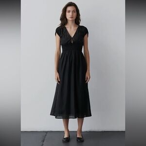 050- Elegant Black Midi Dress